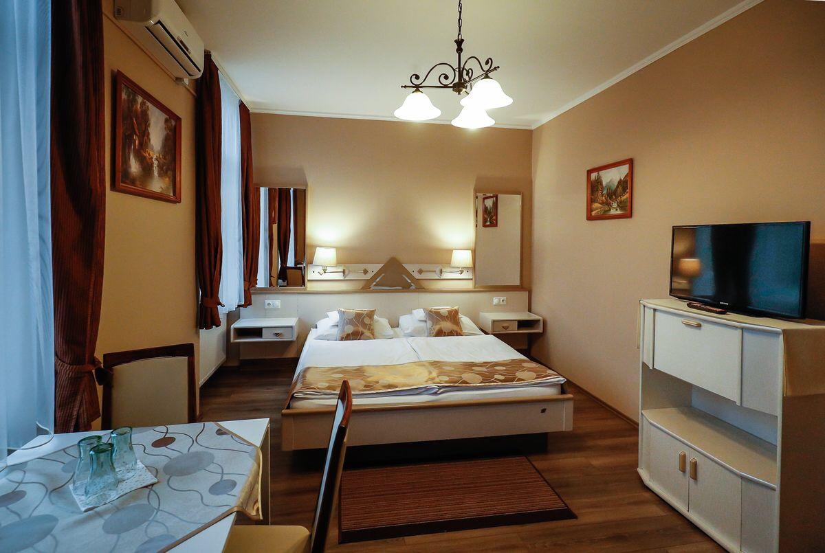 Bed and Breakfast Gőzmalom Étterem és Panzió à Körmend Extérieur photo